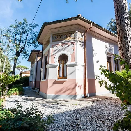 Perondi By Mmega Lido di Camaiore